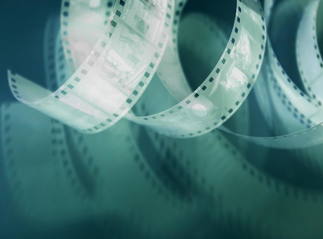 The Best Way to Experience This Must-See Film